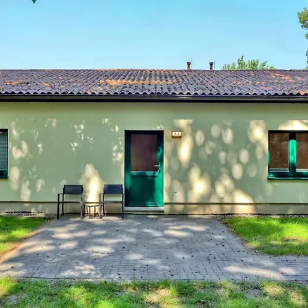 Appartement 3 Bedroom Gorgeous In Altenkirchen (Mecklenburg-Vorpommern)