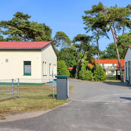 3 Bedroom Gorgeous In * Altenkirchen (Mecklenburg-Vorpommern)