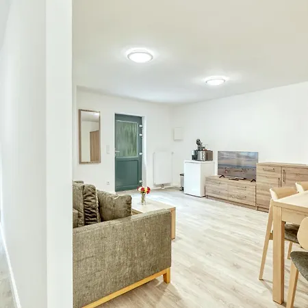 3 Bedroom Gorgeous In Altenkirchen (Mecklenburg-Vorpommern)